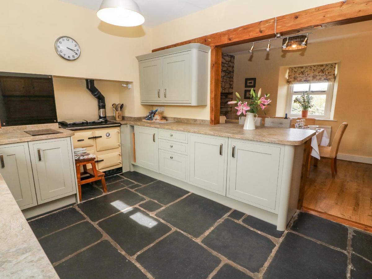 Waingate Cottage Cark Buitenkant foto